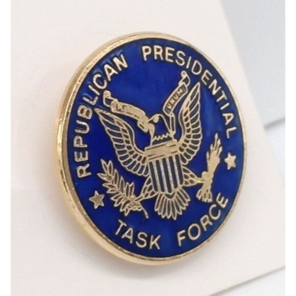 Republican Presidential Task Force Lapel Pin Blue Enamel Eagle Gold Tone Metal - Picture 15 of 17